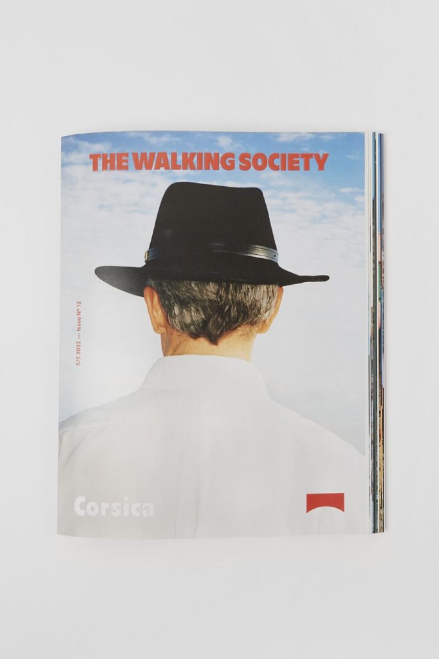 Camper Rivista The Walking Society | Camper Souvenirs