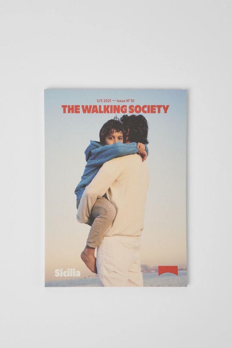 Camper La Rivista The Walking Society | Camper Souvenirs